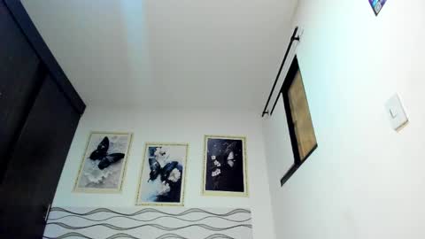 Isabella online show from April 29, 2026, 8:48 pm