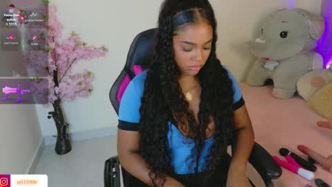 Snapshot of isabella_evon chatting on July 12, 2026, 4:03 am Isabella-Rodriguez online show from July 12, 2026, 4:03 am
