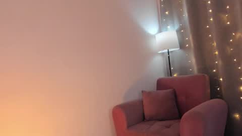 ISABELLA online show from March 11, 2026, 2:17 am