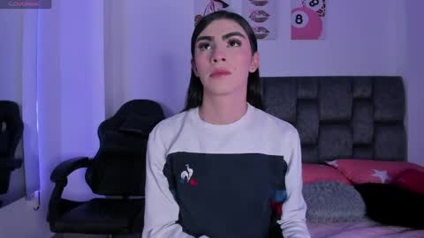 Isabella Moon9 online show from May 5, 2026, 11:51 am
