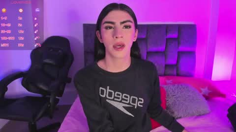 Isabella Moon9 online show from May 8, 2026, 11:26 am