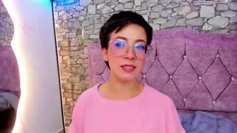 Isabella online show from July 9, 2026, 8:24 pm