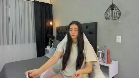 Isabella Nowa online show from February 15, 2026, 12:03 pm