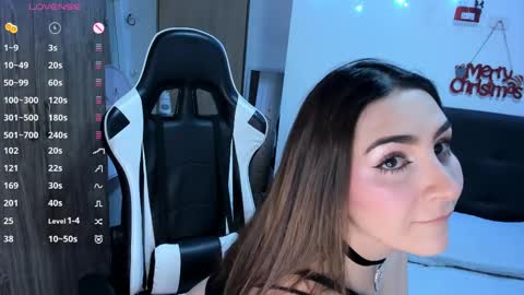 Snapshot of isabella_sea chatting on December 15, 2024, 12:40 am Isabella Sea online show from December 15, 2024, 12:40 am