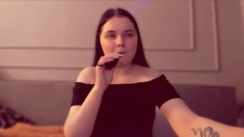 Snapshot of isabellaprincess21 chatting on October 17, 2025, 9:17 pm Isabella online show from October 17, 2025, 9:17 pm