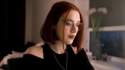 Snapshot of isabelle_stern chatting on December 5, 2024, 1:38 pm Madame Isabelle online show from December 5, 2024, 1:38 pm