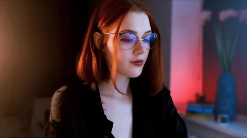 Snapshot of isabelle_stern chatting on January 5, 2025, 3:55 pm Madame Isabelle online show from January 5, 2025, 3:55 pm