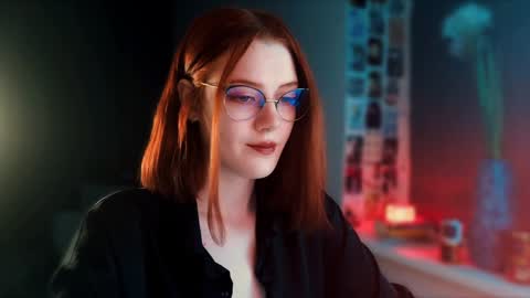 Snapshot of isabelle_stern chatting on February 3, 2025, 3:27 pm Madame Isabelle online show from February 3, 2025, 3:27 pm
