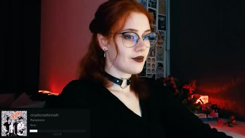 Snapshot of isabelle_stern chatting on September 16, 2025, 5:47 pm Madame Isabelle online show from September 16, 2025, 5:47 pm