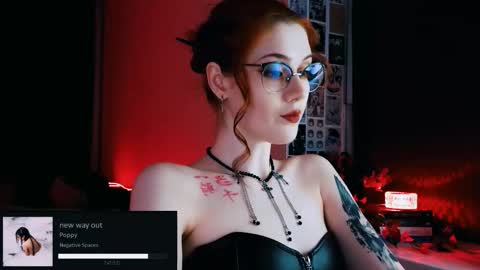 Snapshot of isabelle_stern chatting on October 22, 2025, 3:56 pm Madame Isabelle online show from October 22, 2025, 3:56 pm