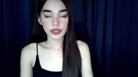 Snapshot of isabelle_willis chatting on May 18, 2026, 11:49 am Isabelle online show from May 18, 2026, 11:49 am