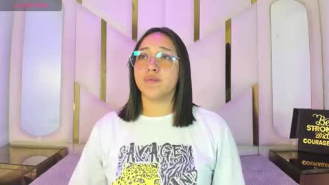 isabellrodriguez18 online show from March 4, 2026, 3:01 am