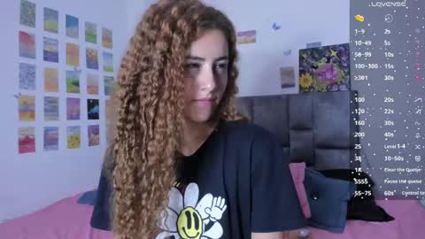 Snapshot of isangel_ chatting on February 20, 2025, 5:01 am Isabela  online show from February 20, 2025, 5:01 am