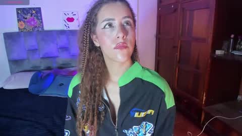Snapshot of isangel_ chatting on September 10, 2025, 6:13 am Isabela  online show from September 10, 2025, 6:13 am
