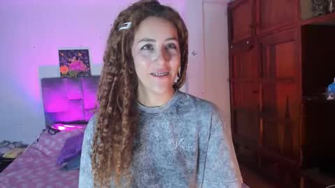 Snapshot of isangel_ chatting on September 29, 2025, 3:00 am Isabela  online show from September 29, 2025, 3:00 am