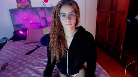 Snapshot of isangel_ chatting on September 30, 2025, 5:23 am Isabela  online show from September 30, 2025, 5:23 am