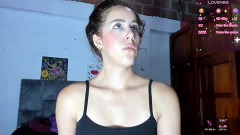 Snapshot of isangel_ chatting on October 25, 2025, 3:03 am Isabela  online show from October 25, 2025, 3:03 am