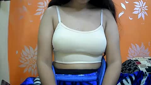 ishika_singh_ online show from January 6, 2025, 2:26 am