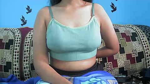 ishika_singh_ online show from December 17, 2025, 3:56 am