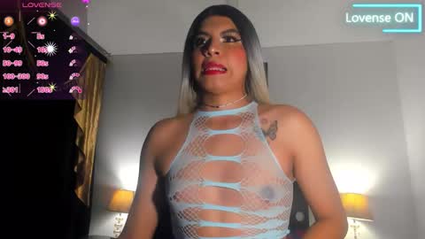 isis_shine online show from September 22, 2025, 12:29 pm