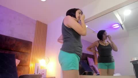 Snapshot of isisblakee chatting on October 3, 2025, 2:41 am Isis online show from October 3, 2025, 2:41 am