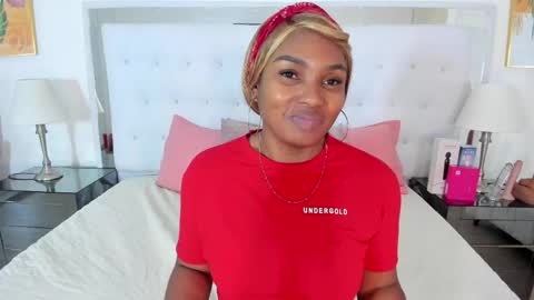 Vanessa online show from March 31, 2026, 11:32 am