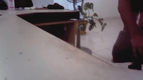 islandforfun online show from April 22, 2026, 1:56 pm