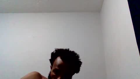 Snapshot of islandmaker chatting on October 13, 2025, 9:59 pm islandmaker online show from October 13, 2025, 9:59 pm