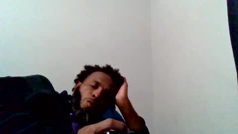 Snapshot of islandmaker chatting on October 22, 2025, 7:41 am islandmaker online show from October 22, 2025, 7:41 am