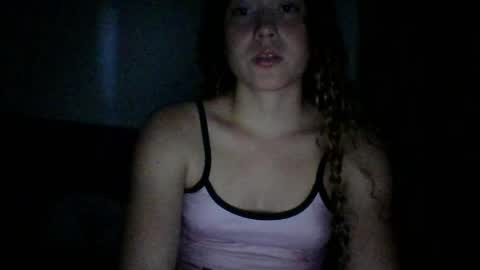 Snapshot of issa30213 chatting on April 3, 2026, 12:30 am Issa online show from April 3, 2026, 12:30 am