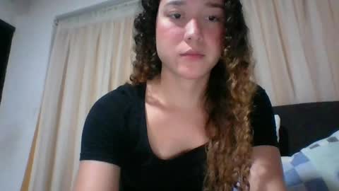 Snapshot of issa30213 chatting on April 15, 2026, 1:01 am Issa online show from April 15, 2026, 1:01 am