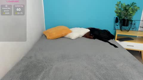 Issa  online show from February 27, 2025, 12:23 pm