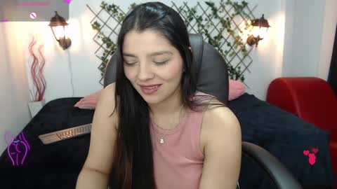 Issa  online show from October 2, 2025, 2:13 pm