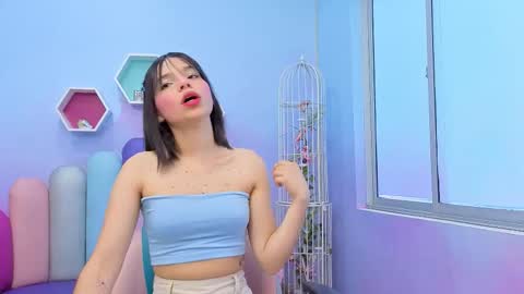 Issa Skinny online show from October 19, 2025, 11:33 am