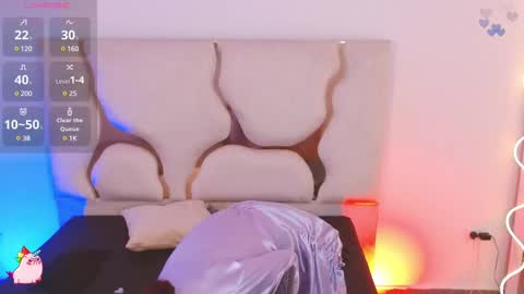 Snapshot of issa_tay1 chatting on January 29, 2025, 8:08 am Issa online show from January 29, 2025, 8:08 am