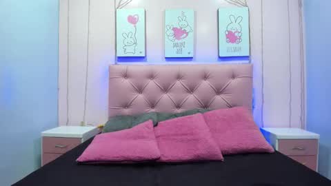 Issa  online show from October 16, 2025, 3:18 am