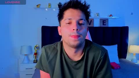 Issac online show from April 15, 2026, 4:08 am