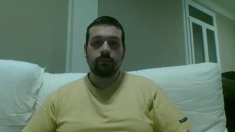 italianbigboy932 online show from April 19, 2026, 10:45 pm