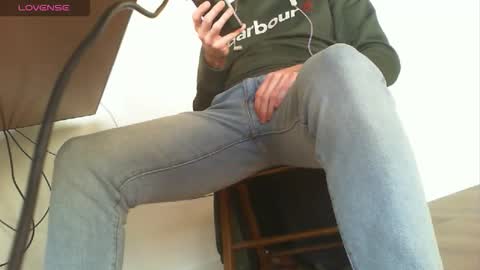 Alex online show from March 31, 2026, 8:26 am