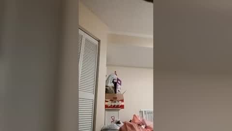 YourPleaserVIP online show from July 26, 2026, 5:48 am
