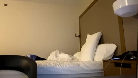 itsavibeouthere online show from December 17, 2024, 12:23 am