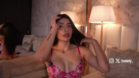     online show from April 16, 2026, 11:33 am