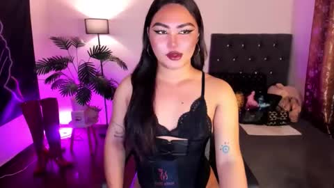 Snapshot of itsmesianaa29 chatting on May 5, 2026, 5:43 pm Siana online show from May 5, 2026, 5:43 pm