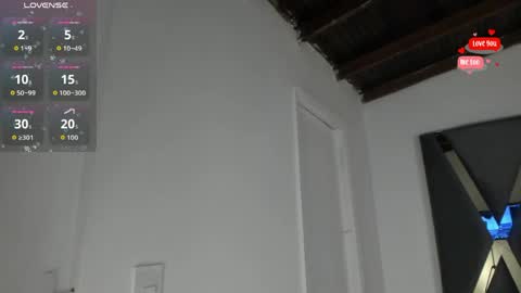 Moon online show from April 8, 2026, 7:03 pm