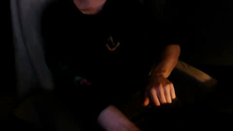 Snapshot of itsnotliam834 chatting on January 2, 2025, 10:33 pm itsnotliam834 online show from January 2, 2025, 10:33 pm