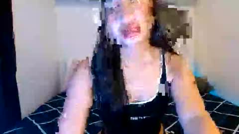 Xxcole online show from April 24, 2026, 5:54 am