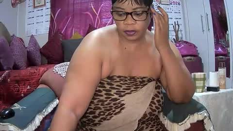 itumeleng74 online show from March 27, 2026, 5:35 am