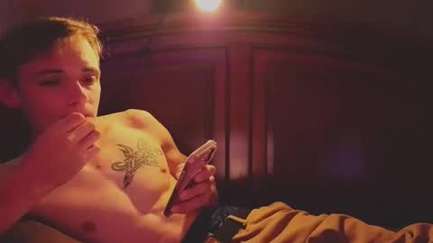 itzd123 online show from April 11, 2026, 5:34 am