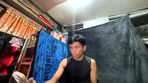 itzme_fred online show from April 28, 2026, 4:23 pm