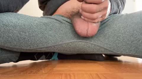 Snapshot of iuuuf2 chatting on December 17, 2024, 11:06 am Iuuuf2 or Samel online show from December 17, 2024, 11:06 am